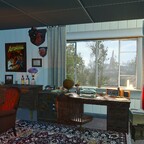Arbeitszimmer in Sanctuary, mit Blick auf die Red Rocket Station.